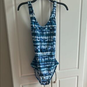 NWT Speedo Ladies Tie-Dye Swimsuit size 8